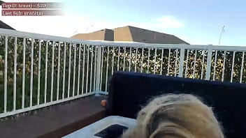 Hello i am natalia i'm from colombia living in canada i have 2 samoyed dogs and 3 cats