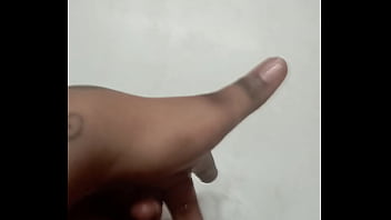 Queen chubby doing things to turn men horny