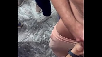 Need to get on my knees in a toilet cubicle with a hot lad again elcrossfitter