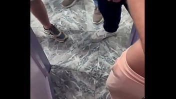 Need to get on my knees in a toilet cubicle with a hot lad again elcrossfitter