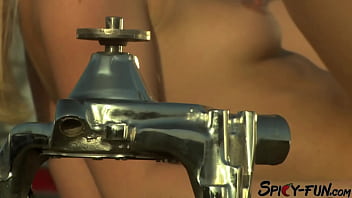 Blonde bimbo banging at the junkyard