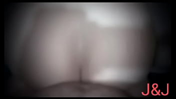 Antes de ir trabalhar pela manhã ele me pega com força