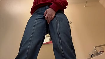 【女子大生の休日の日のルーティン動画】試着室でオナニーして家で買ったジーンズにお漏らししました。