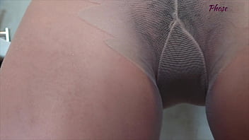 Horny mature mom karina blowjob pov in her pantyhose in the kitchen