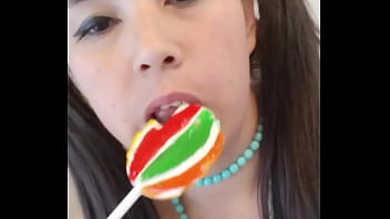 Angel del cielo caprichosa y orgullosa