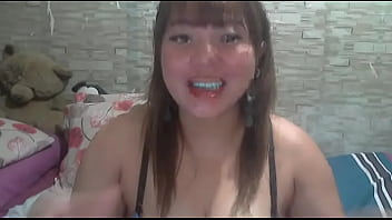 Dollasia squirting and fingering using dildo