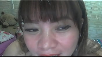 Dollasia squirting and fingering using dildo