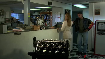 Female car mechanic fucking in the garage Female car mechanic fucking in the garage