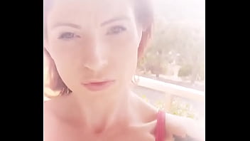 Des milliers de photos et des centaines de vidéos très coquines ou hards des