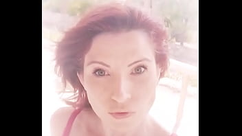 Des milliers de photos et des centaines de vidéos très coquines ou hards des