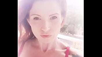 Des milliers de photos et des centaines de vidéos très coquines ou hards des