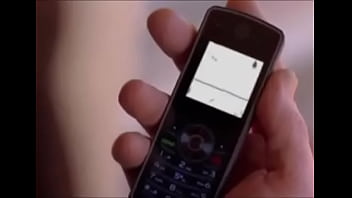 Hello d *waaaa* Hello d *waaaa*