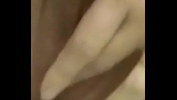 Casadinha mandou vídeo dela brincando até gozar Casadinha mandou vídeo dela brincando até gozar