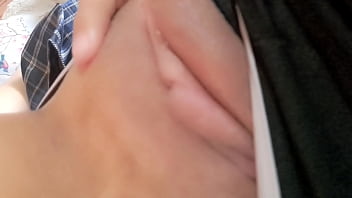 Colombiana se toca la vagina con su mejor amigo