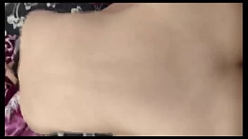 Novinha aproveitando que o corninho ta trabalhando durante o dia