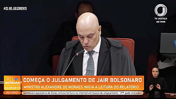 Xandao fodendo corno