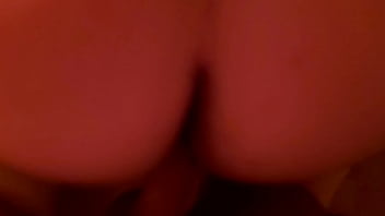 Frau von hinten gefickt