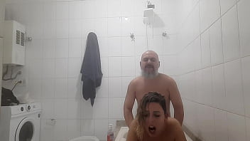 Real sex of an amateur couple in the bathroom Real sex of an amateur couple in the bathroom