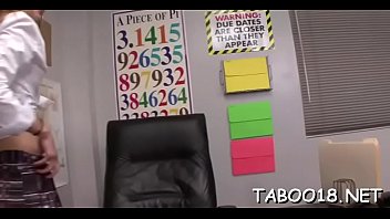 Cute bombshell tara lynn holmes in erotic scenery