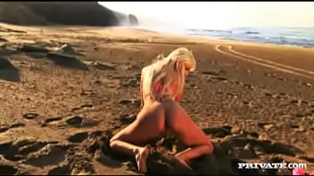 Beautiful alexis has sex on the beach including handjob and facial
