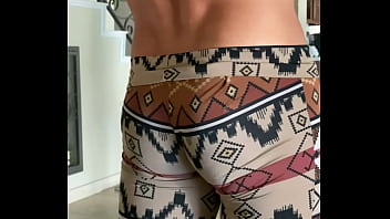 Amateur Bi Male Slaps Booty thumbnail