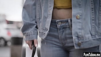 Hot Babe Sucks Big Hard Penis thumbnail