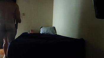 Masagista milf safada não aguentou o tesao e deu pro cliente cameras filmaram tudo