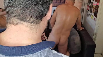 Express gigolo fast delivery app