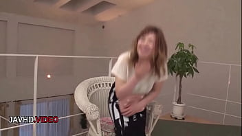 Voluptuous japanese beauty surrenders to deep passion in steamy session