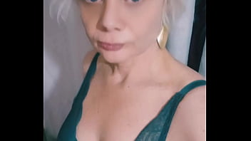 Tu aimes les femmes mature bah suis la