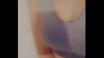 C'est parti pour ma séance de sport que me ferait tu dans cette tenue