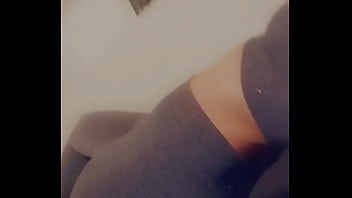 C'est parti pour ma séance de sport que me ferait tu dans cette tenue