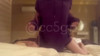 可愛く喘いでたのに、獣みたいな喘ぎ声になる細身の女の子 thumbnail