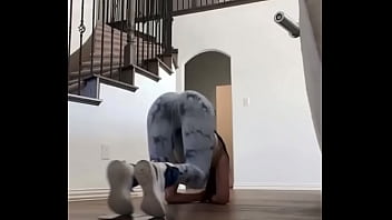 Big booty tease Big booty tease