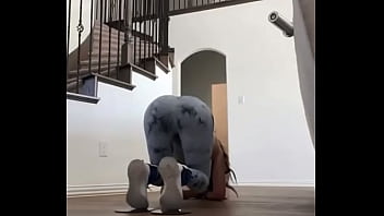 Big booty tease Big booty tease