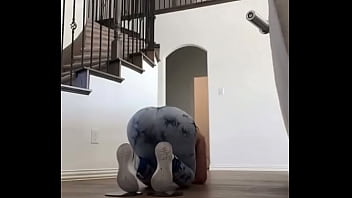 Big booty tease Big booty tease