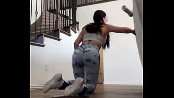 Big booty tease Big booty tease