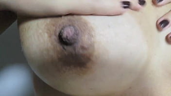 Husband helps her mature slut curvy wife to send nudes to 18yo teens