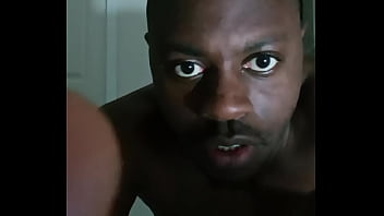 Who wants some caffeine free rootbeer soda beverage with rootbeer flavored anus for free 1