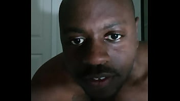 Who wants some caffeine free rootbeer soda beverage with rootbeer flavored anus for free 1