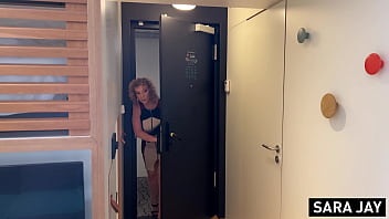 Freaky t got a bbc for cougar sara jay she rides him like a maniac