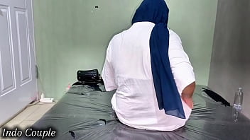 Student sex a student went to massage spa she paid for to make her satisfied and make her happy muslim berhijab dicrot