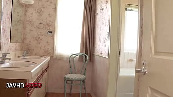 Seductive japanese beauty delivers intense pleasure with skilled moves Seductive japanese beauty delivers intense pleasure with skilled moves