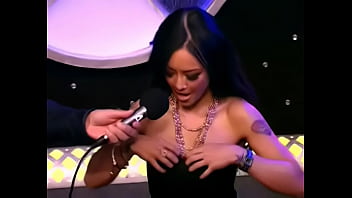 Video tila va a la radio tila in the radio