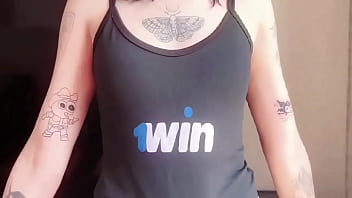 Toda tímida hihi 1winmodels