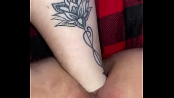 She fists my asshole