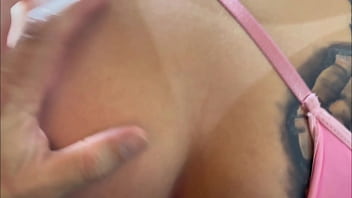 Novinha veio em casa pra mamar o pai da amiga dela