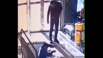 Novinho caindo na mulher