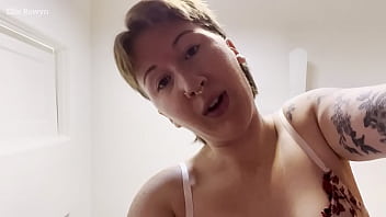 Eat my hairy homewrecking pussy