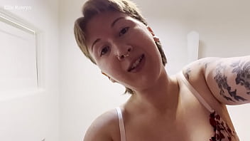 Eat my hairy homewrecking pussy